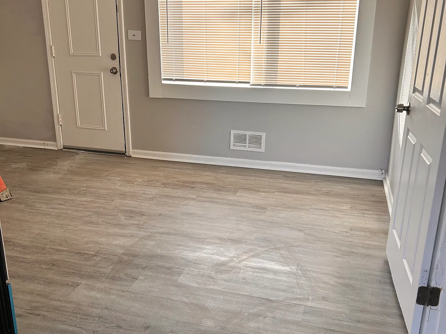 4 bed, 1088 sqft, $1,450 — Photo 3
