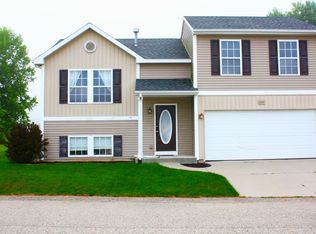 11707 E Bear Mdws SE, Alto, MI