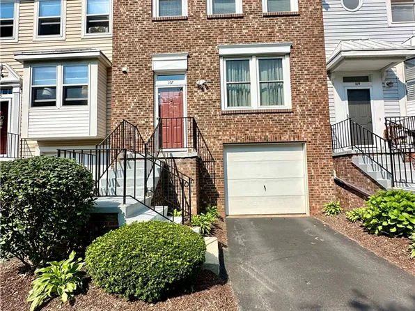 107 Jordache Ln, Spencerport, NY 14559