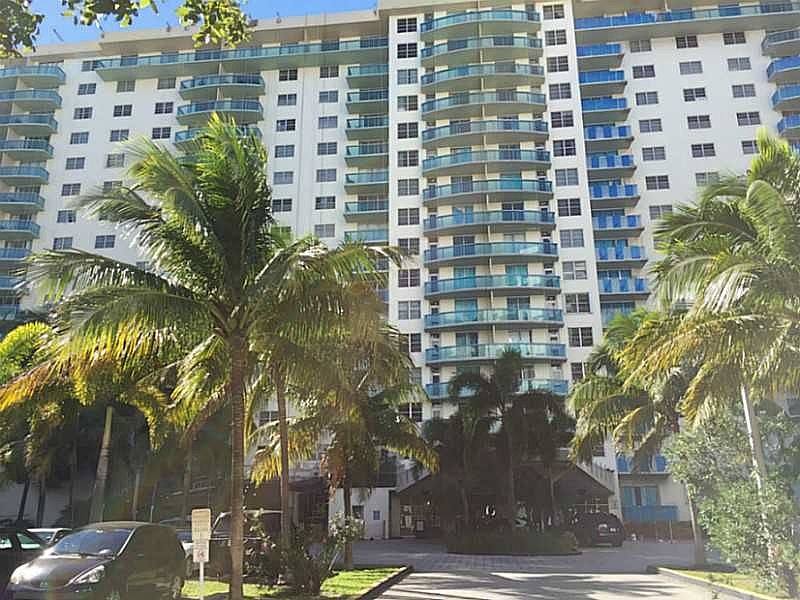 1st image of 19390 Collins Ave APT 422
