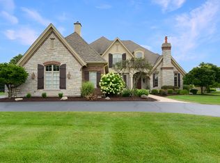 5N783 Courcival Ln, Wayne, IL 60184