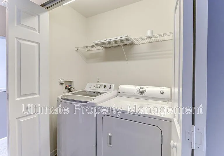 502 Shortfin Dr — Photo 15