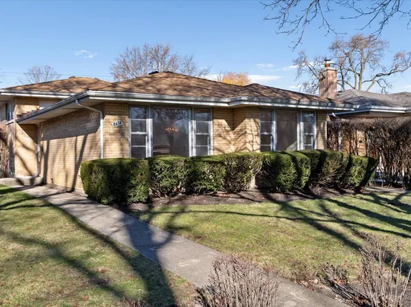 8434 Lawndale Ave, Skokie, IL 60076