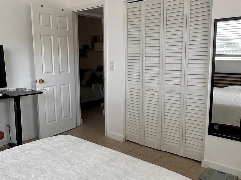 1100 NE 1st Ct #103 — Photo 16