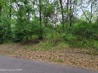 Northgate Rd, Stroudsburg, PA 18360