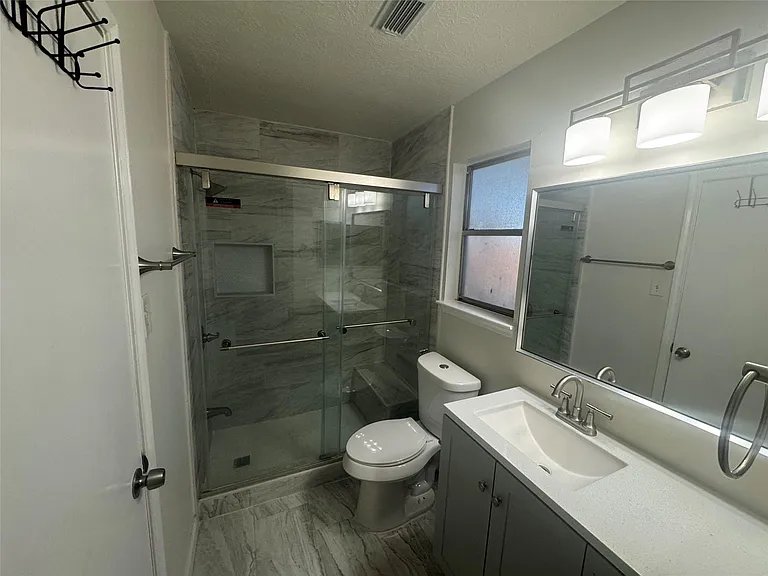 16911 Tranquil Dr — Photo 2