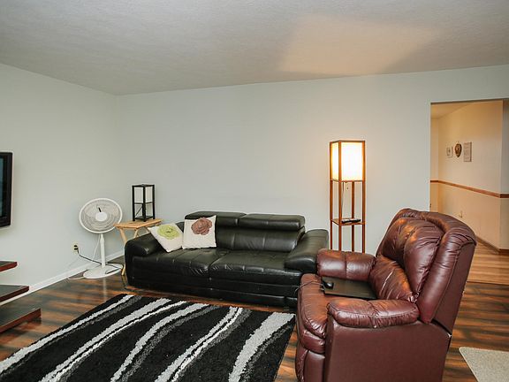 10400 east c ave-105