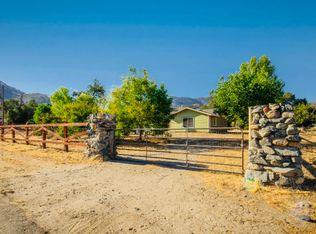 6039 Dogwood Dr, Sanger, CA 93657