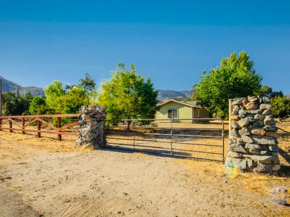6039 Dogwood Dr, Sanger, CA 93657