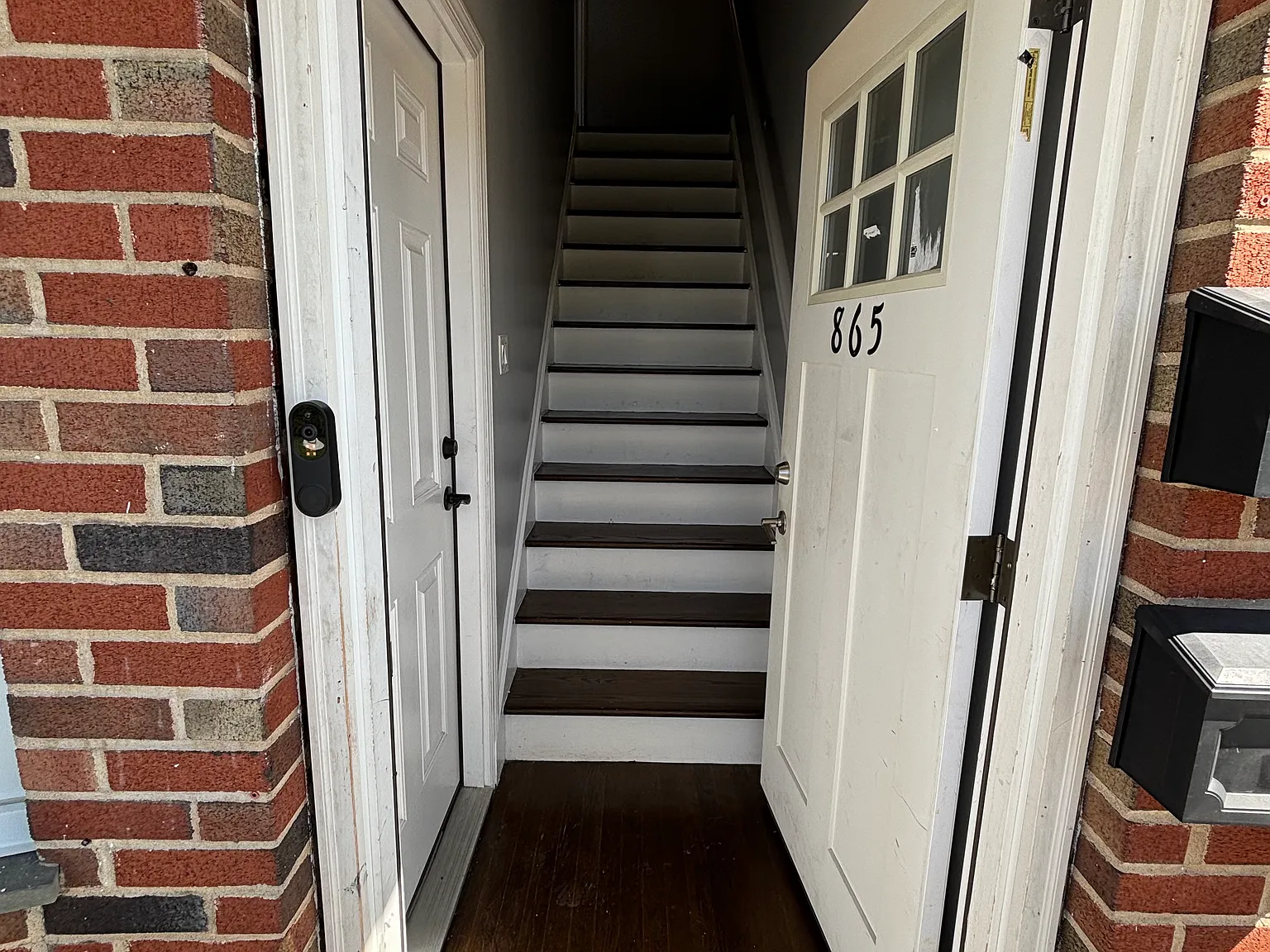 4 bed, $3,600 — Photo 2