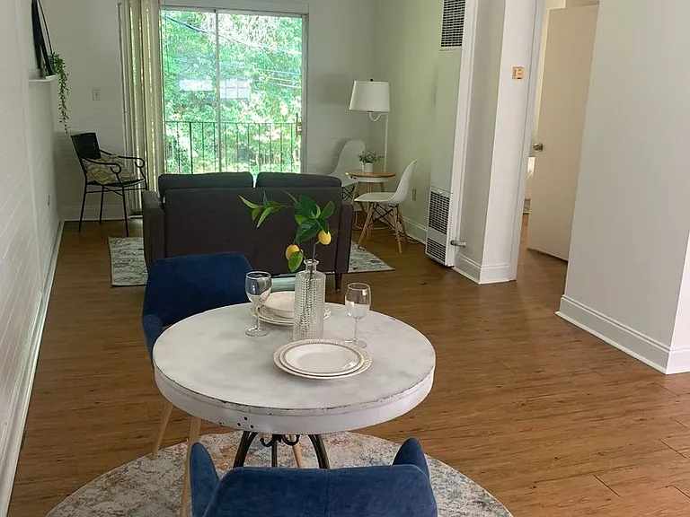 1619A Fulton Ave — Photo 2