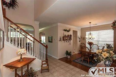 4th image of 26334 Cuyahoga Cir