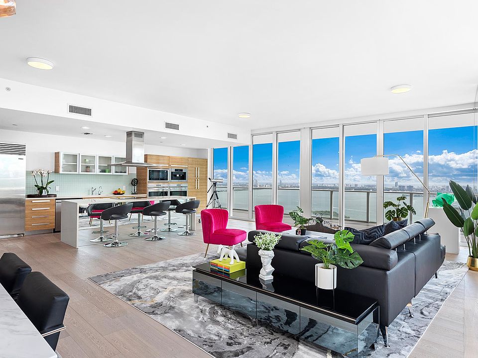 1st image of 2020 N Bayshore Dr APT 3807
