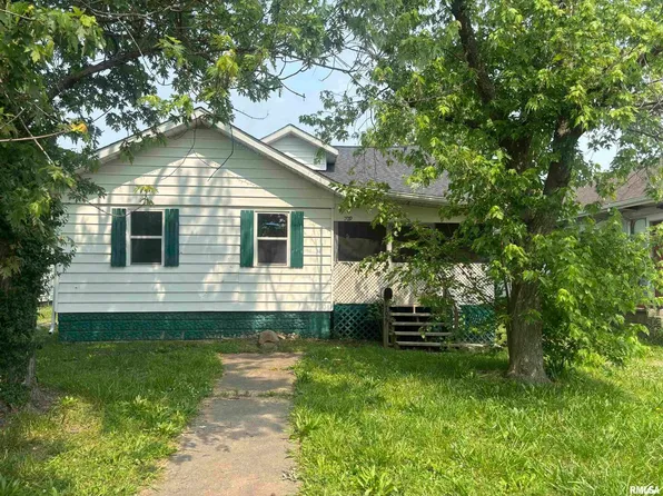 709 S Virginia Ave, Marion, IL 62959