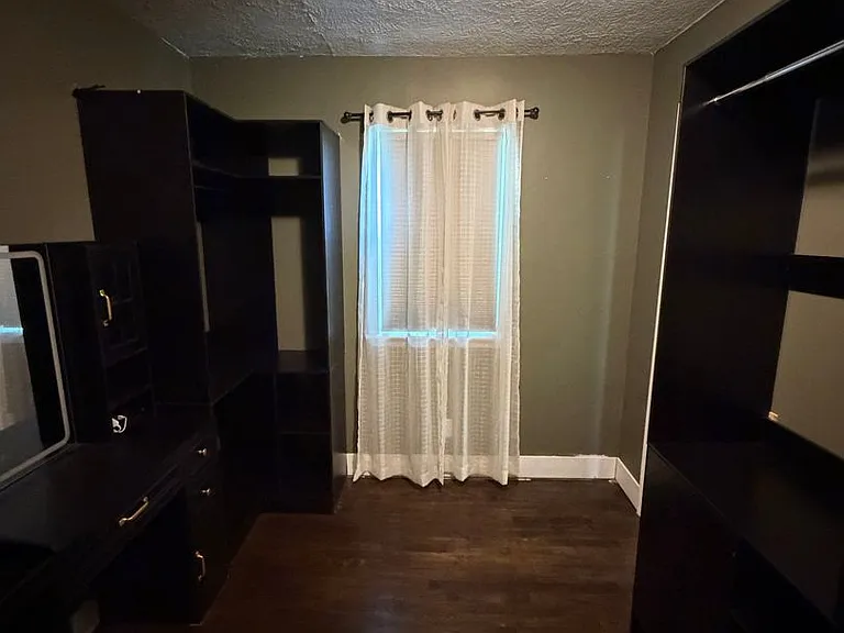 600 Dadson Dr — Photo 23