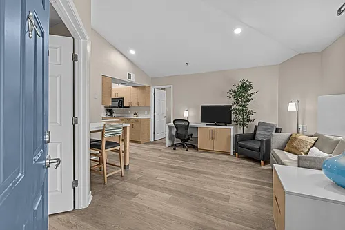 Avail Sandy Springs Photo 1