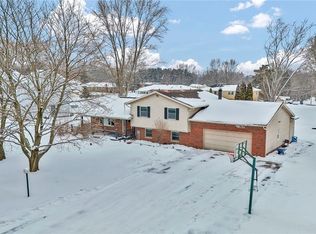 477 Deborah Dr, Akron, OH 44319