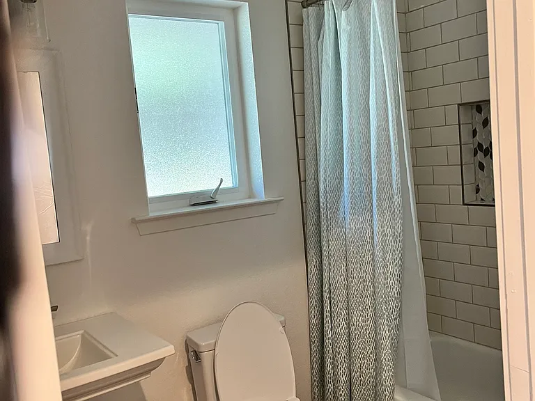 906 Mustang Ct #2 — Photo 11