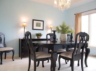 8640 W Daventry Rd, Mequon, WI 53097