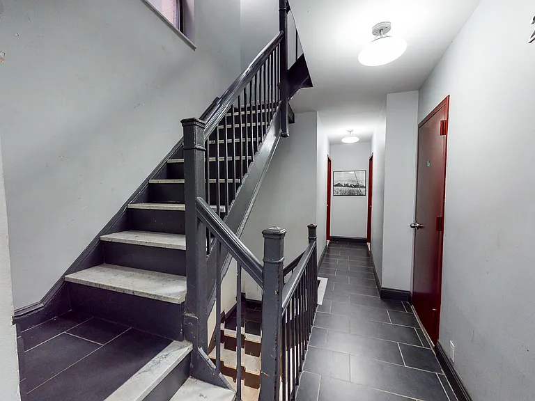 42 Clinton St #13 — Photo 5