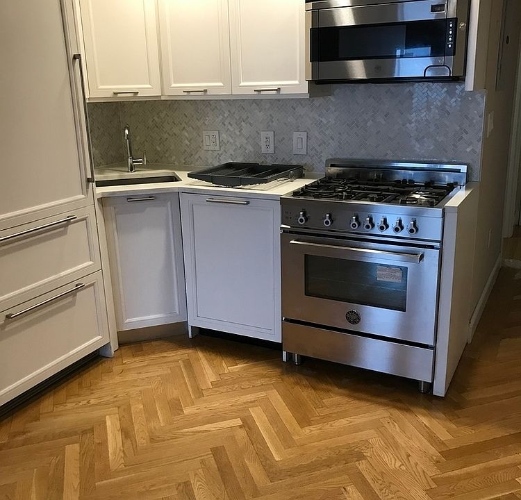 1st image of 305 E 86th St #18BE