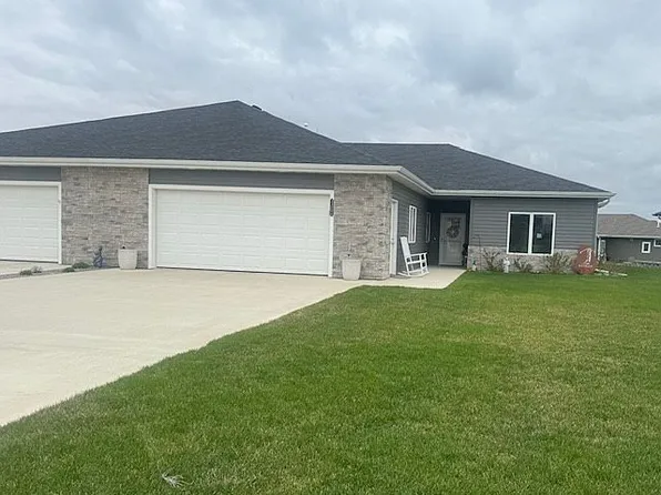 3300 Prairie Meadow Dr Unit A, Milford, IA 51351