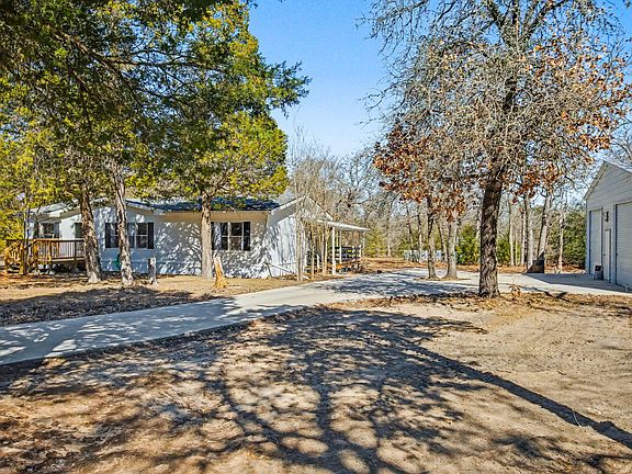 3rd image of 182 Wayside Ct