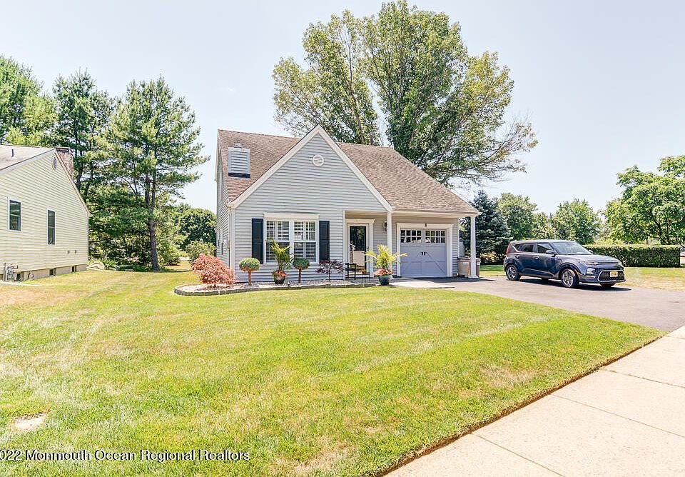 2 Scenic Drive, Freehold, NJ 07728 Zillow