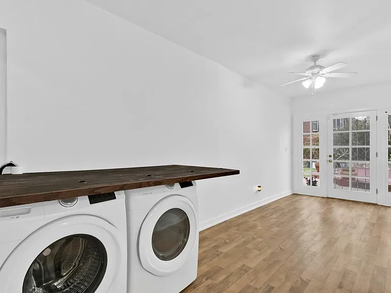 18 1/2 Cumberland Cir — Photo 10
