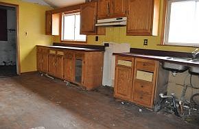 2nd image of 1062 N Madison St