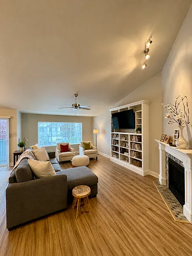 5711 Sapphire Loop #30B Photo 1