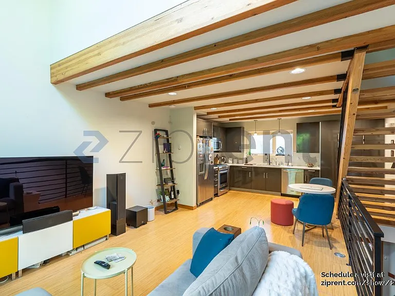 215 24th Ave E #D — Photo 13
