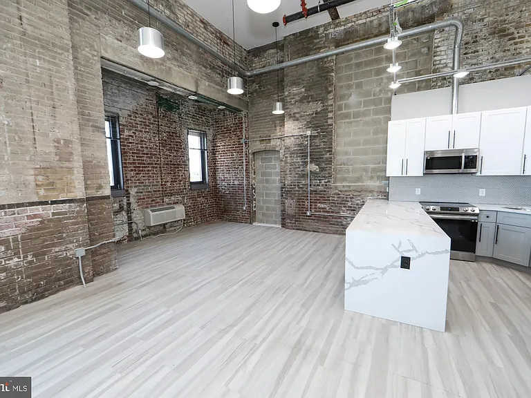 1810 E Venango St #506 — Photo 19