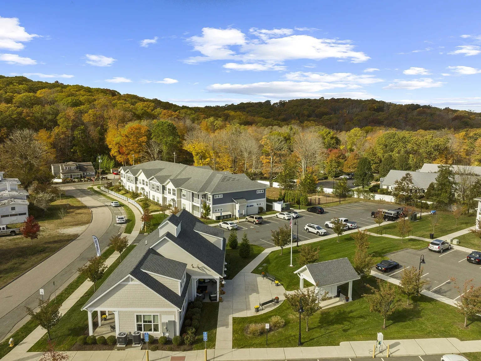Haddam Village Commons — Photo 1