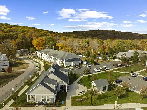 Haddam Village Commons Photo 1