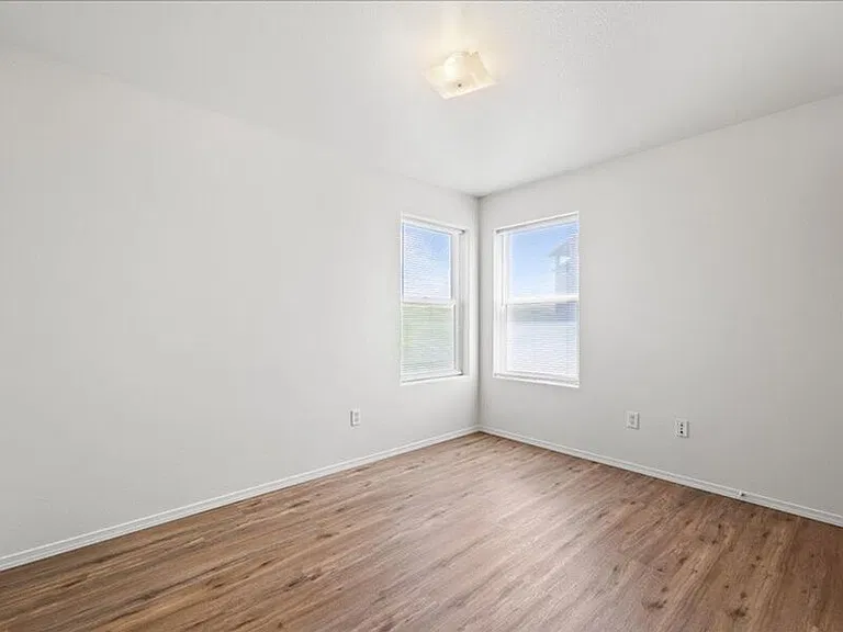 6005I Chapel Hill Blvd #I-102 — Photo 15