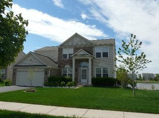 11530 S Glenn Cir, Plainfield, IL 60585