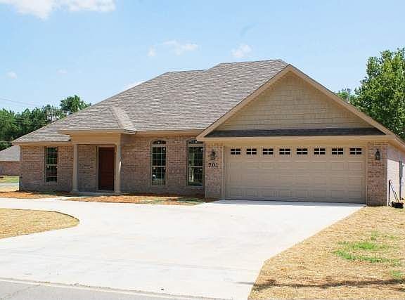 2nd image of 701 Skyline Dr