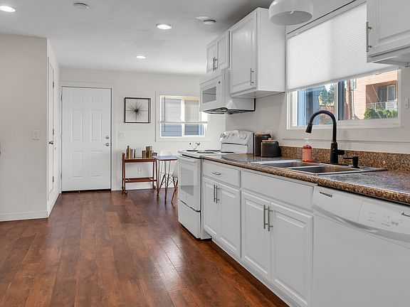 4th image of 5506 NE Hoyt St
