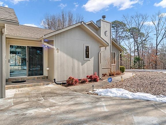 4th image of 2 Wreay Ln