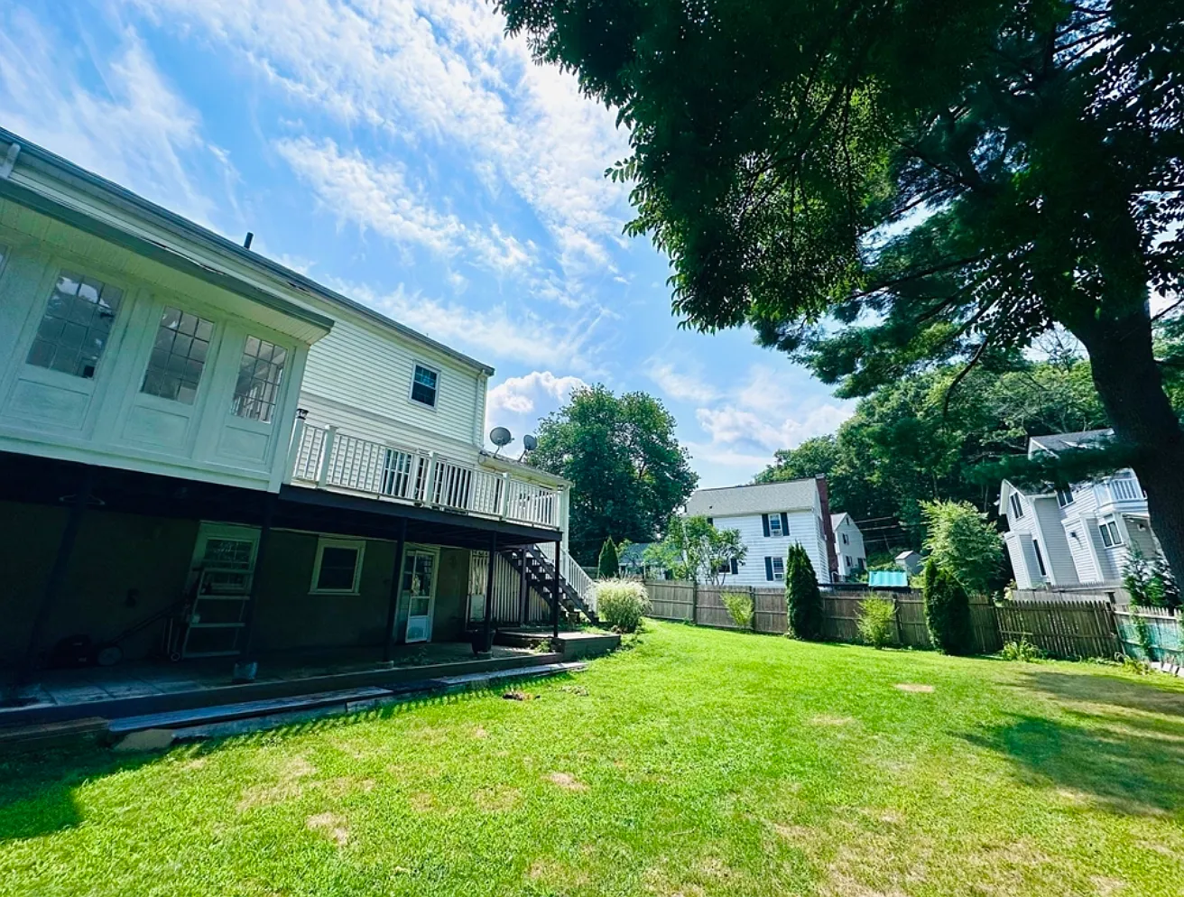 3 bed, $6,200 — Photo 2