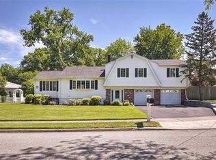59 Sandra Ln, Wayne, NJ 07470