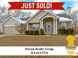1409 Snowbird Ln, O'Fallon, MO 63366