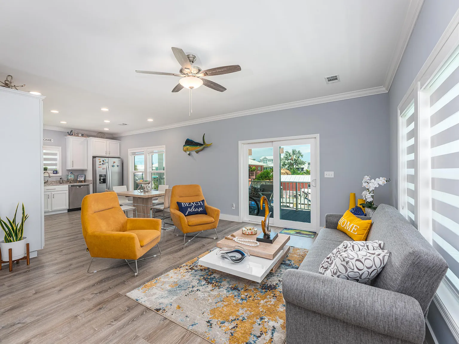 3 bed, 2.0 bath, 1320 sqft, $11,500 — Photo 3