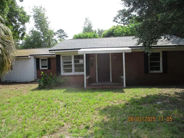 814 N Cleveland Ave, Adel, GA 31620