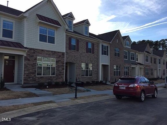 2nd image of 1323 Lakestone Village Ln