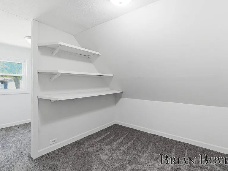 6480 Belmont Ave NE #UP — Photo 25