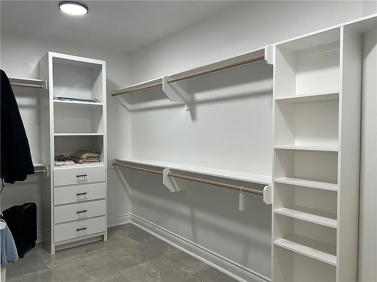 4006 Talbot Dr — Photo 26