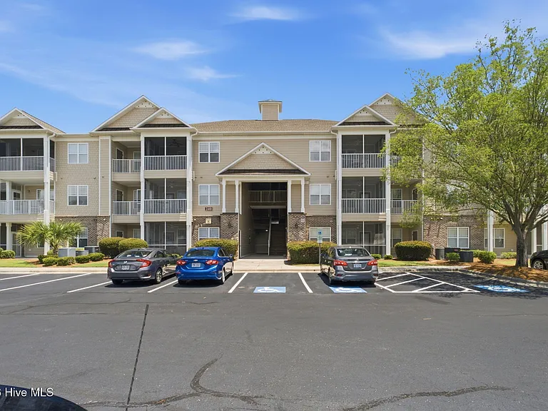 240 Woodlands Way #17 — Photo 49