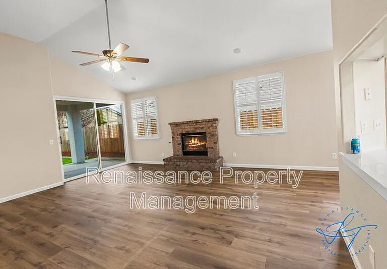 1539 Abrew Way — Photo 13